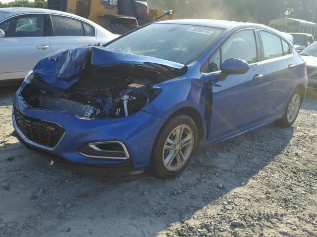 3G1BE6SM8HS560150 - 2017 CHEVROLET CRUZE LT BLUE photo 2