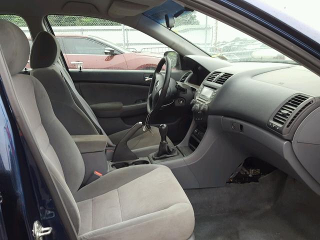 1HGCM55144A010399 - 2004 HONDA ACCORD DX BLUE photo 5