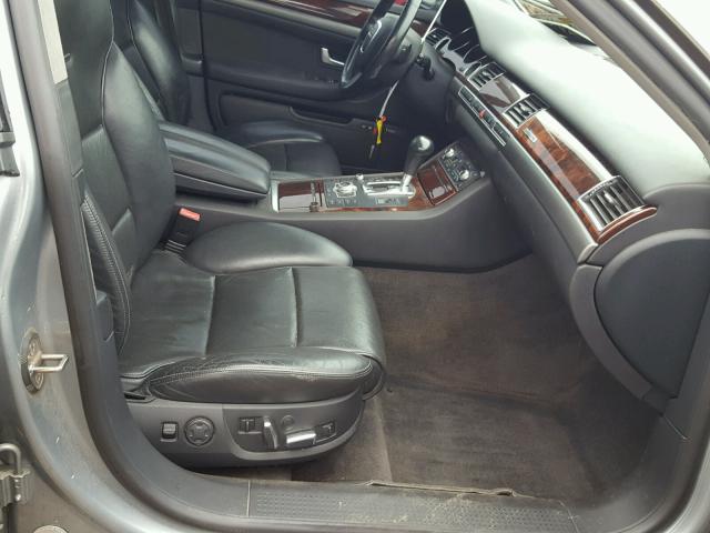 WAULL44E26N005162 - 2006 AUDI A8 4.2 QUA GRAY photo 5