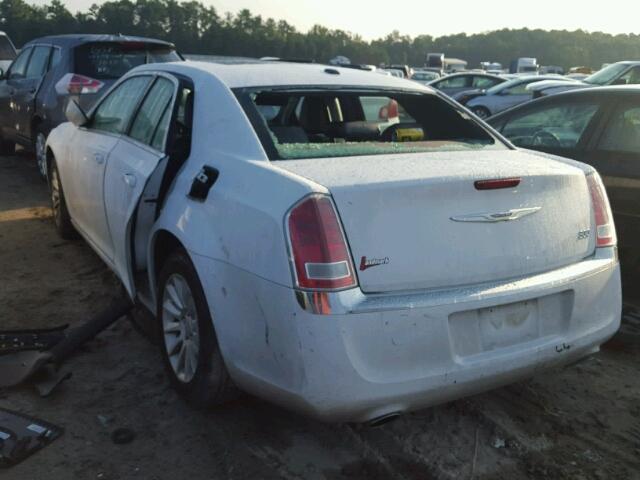 2C3CCAAG6EH376327 - 2014 CHRYSLER 300 WHITE photo 3