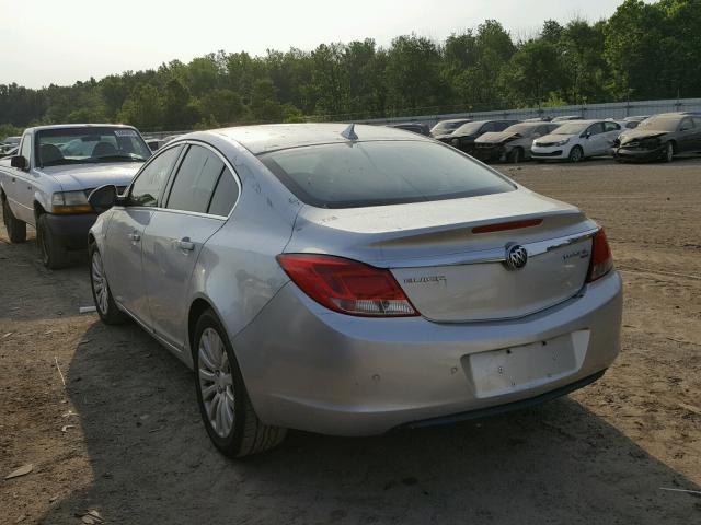 W04GT5GC5B1008282 - 2011 BUICK REGAL CXL SILVER photo 3