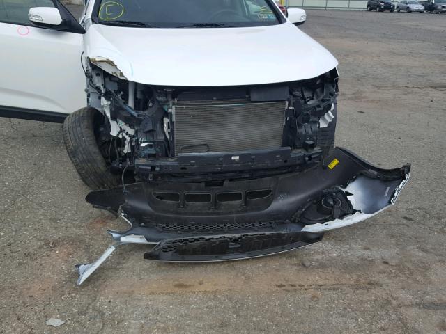 5XYKT3A61DG413839 - 2013 KIA SORENTO LX WHITE photo 9