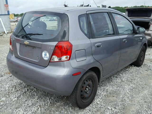 KL1TD66668B266386 - 2008 CHEVROLET AVEO BASE GRAY photo 4