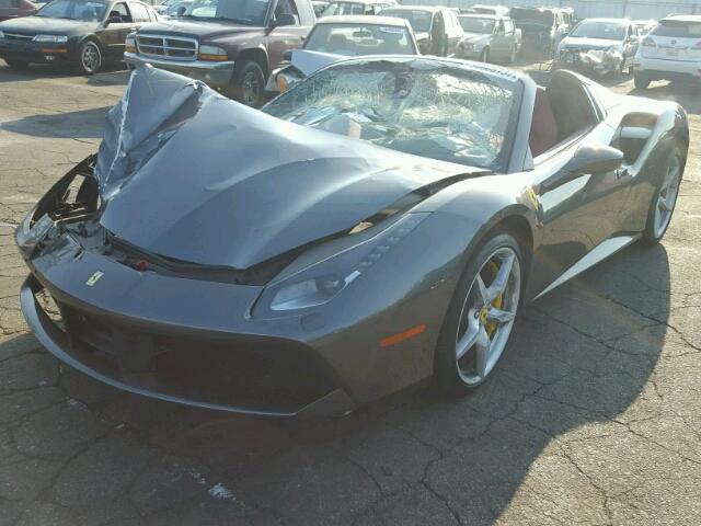 ZFF80AMA1H0221437 - 2017 FERRARI 488 SPIDER SILVER photo 2