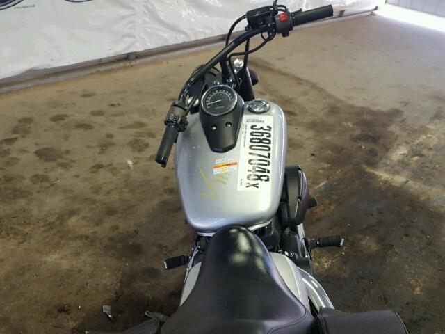 JH2RC5377FK502240 - 2015 HONDA VT750 C2B SILVER photo 5