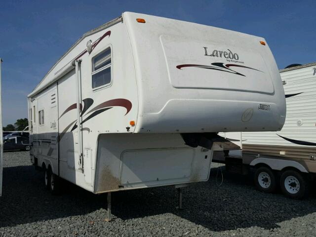 4YDF27R2934453142 - 2003 KEYSTONE LAREDO WHITE photo 1