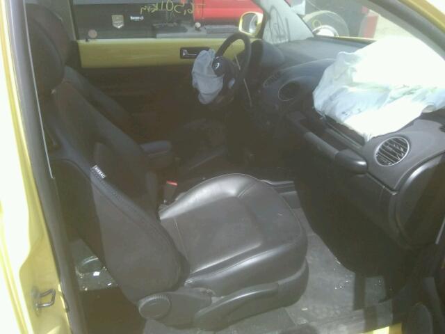 3VWRW2AG7AM035126 - 2010 VOLKSWAGEN NEW BEETLE 黄色 照片 5