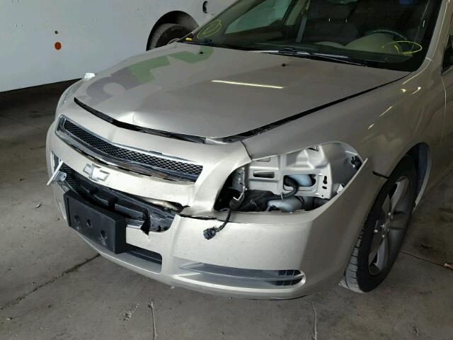 1G1ZC5E12BF226367 - 2011 CHEVROLET MALIBU 1LT GOLD photo 9