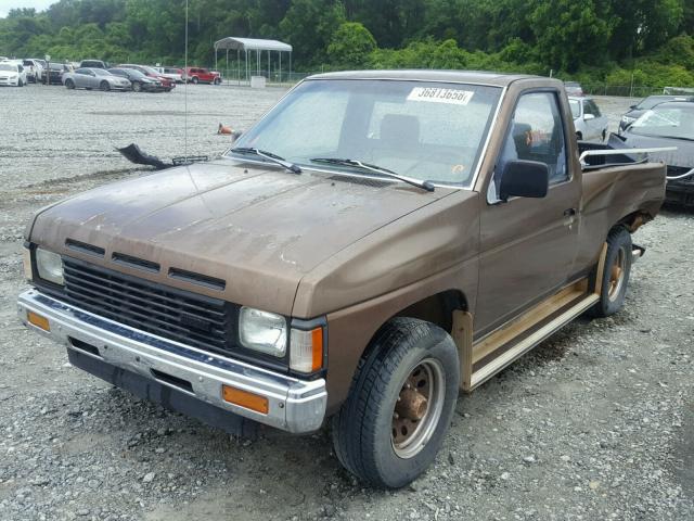 1N6ND11S2JC363056 - 1988 NISSAN D21 SHORT BROWN photo 2