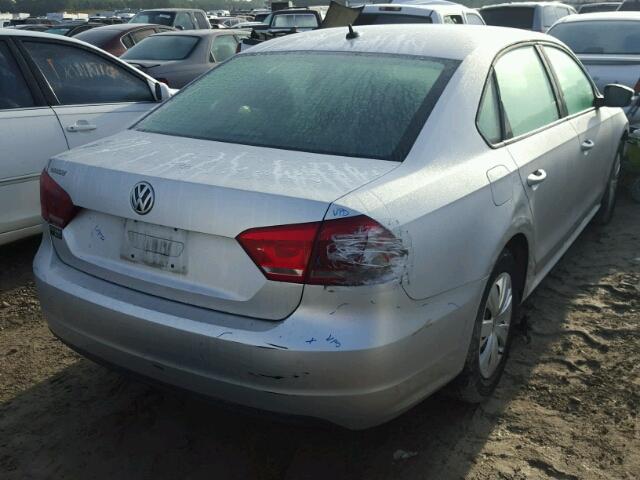 1VWAP7A3XDC021182 - 2013 VOLKSWAGEN PASSAT S ვერცხლისფერი ფოტო 4