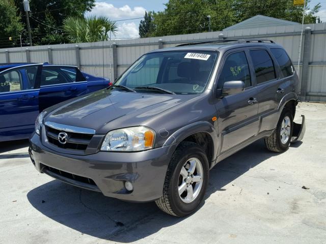 4F2YZ041X5KM16869 - 2005 MAZDA TRIBUTE S GRAY photo 2