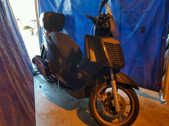 RFBD2K2149B190709 - 2009 KYMCO USA INC PEOPLE S BLACK photo 1