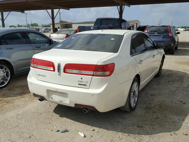 3LNDL2L35CR809102 - 2012 LINCOLN MKZ HYBRID WHITE photo 4