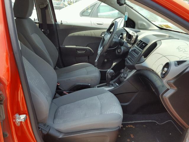 1G1JA5SH3C4119314 - 2012 CHEVROLET SONIC LS 橙色 照片 5