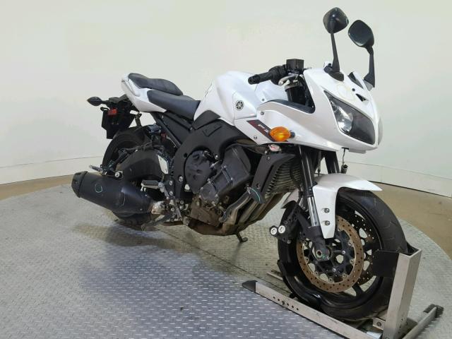 JYARN17E8EA009512 - 2014 YAMAHA FZ1 S WHITE photo 2