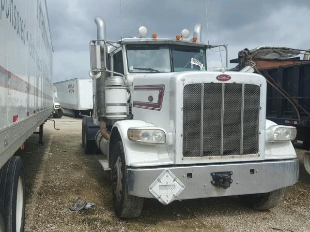 1XPWD49XXAD794925 - 2010 PETERBILT 388 WHITE photo 1