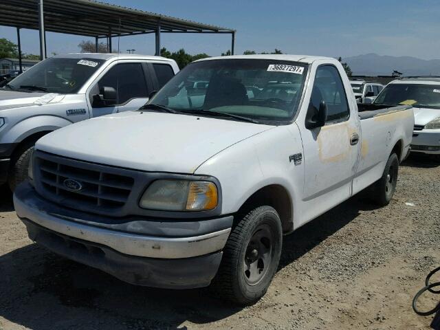 1FTRF17W5YKA42167 - 2000 FORD F150 WHITE photo 2