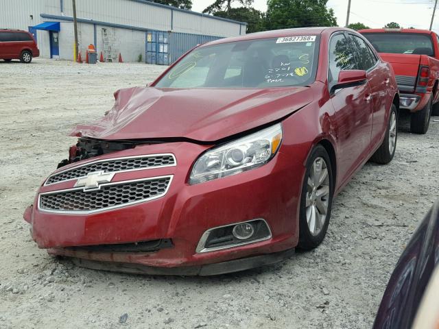 1G11H5SA6DF123619 - 2013 CHEVROLET MALIBU LTZ წითელი ფოტო 2