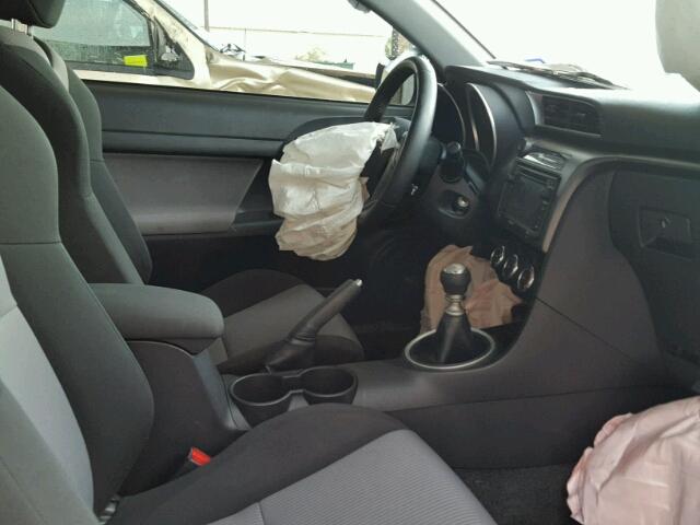 JTKJF5C71E3087902 - 2014 TOYOTA SCION TC 蓝色 照片 5