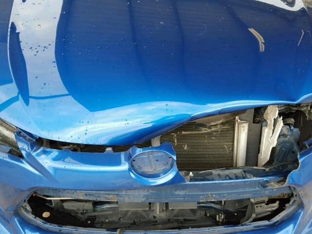 JTKJF5C71E3087902 - 2014 TOYOTA SCION TC BLUE photo 7