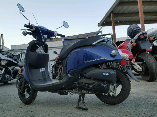 LALAF7018F3203782 - 2015 HONDA NCH50 BLUE photo 3