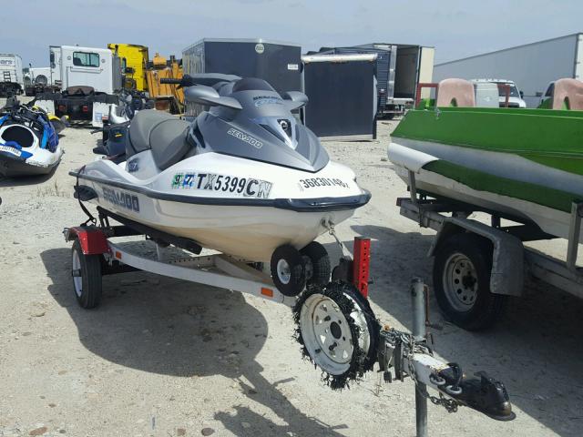 YDV07285C606 - 2006 BOMBARDIER JETSKI WHITE photo 1