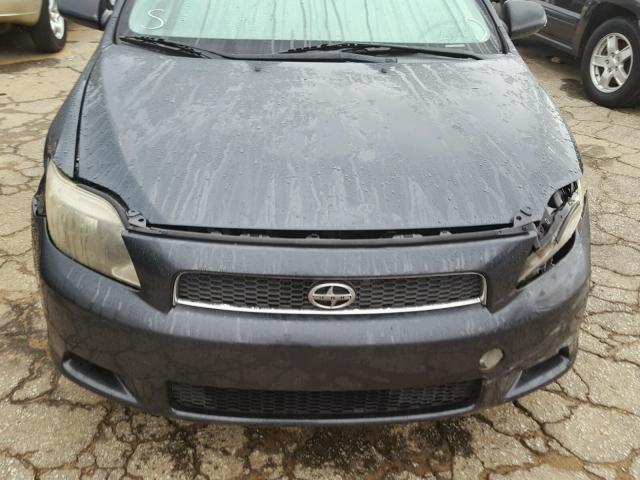 JTKDE177250029284 - 2005 TOYOTA SCION TC 灰色 照片 7