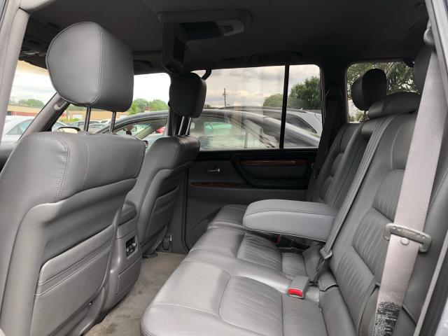 JTJHT00WX33530345 - 2003 LEXUS LX 470 GRAY photo 6