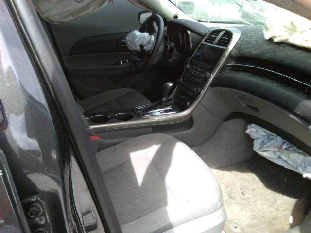 1G11B5SA7DF231247 - 2013 CHEVROLET MALIBU LS 银色 照片 5