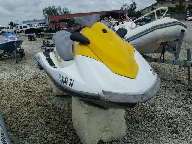 YAMA4205D515 - 2015 YAMAHA VX WHITE photo 1