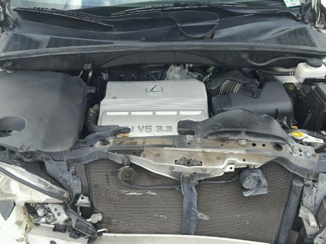 2T2GA31U04C012106 - 2004 LEXUS RX 330 SILVER photo 7