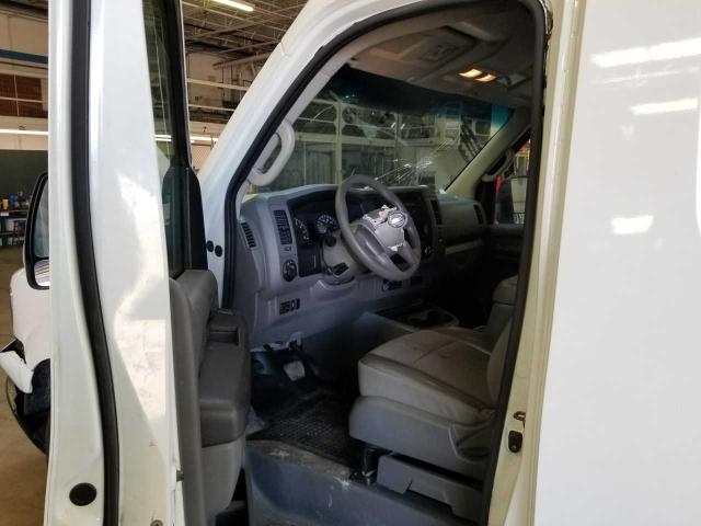 1N6AF0LX2DN107911 - 2013 NISSAN NV 2500 WHITE photo 9