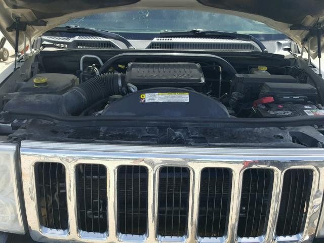 1J8HG48P77C653515 - 2007 JEEP COMMANDER SILVER photo 7