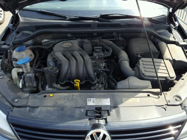 3VW1K7AJ0EM276890 - 2014 VOLKSWAGEN JETTA BASE 灰色 照片 7