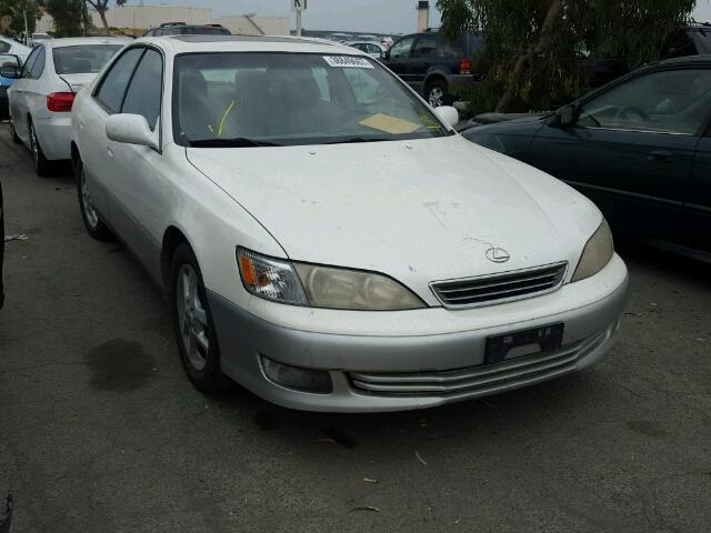 JT8BF28G4Y0282948 - 2000 LEXUS ES 300 WHITE photo 1