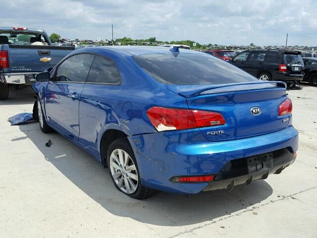 KNAFX6A84F5348485 - 2015 KIA FORTE BLUE photo 3