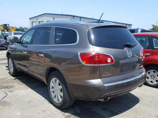 5GAKRBED6BJ169167 - 2011 BUICK ENCLAVE CX BROWN photo 3