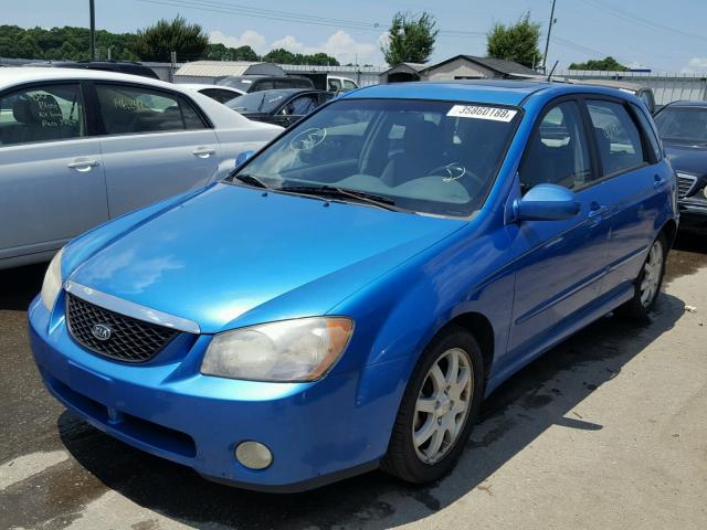 KNAFE161065344762 - 2006 KIA SPECTRA5 BLUE photo 2