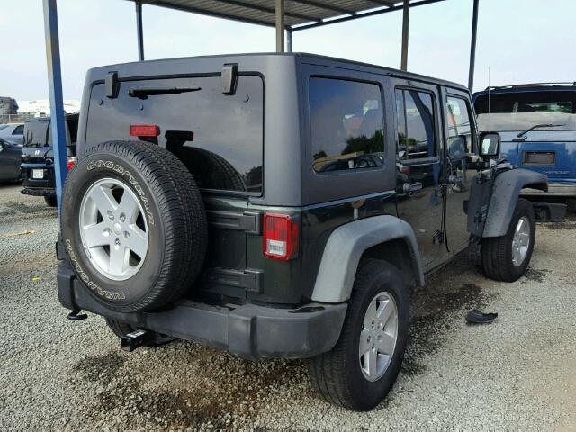 1J4BA3H15BL519688 - 2011 JEEP WRANGLER U GREEN photo 4