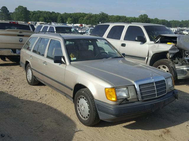 WDBEA90D8KF092726 - 1989 MERCEDES-BENZ 300 TE SILVER photo 1