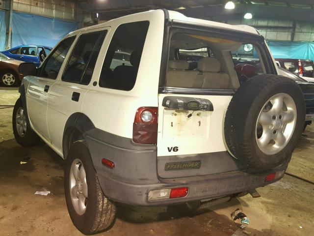 SALNM22272A361879 - 2002 LAND ROVER FREELANDER WHITE photo 3