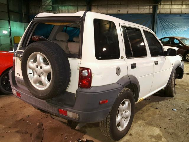 SALNM22272A361879 - 2002 LAND ROVER FREELANDER WHITE photo 4