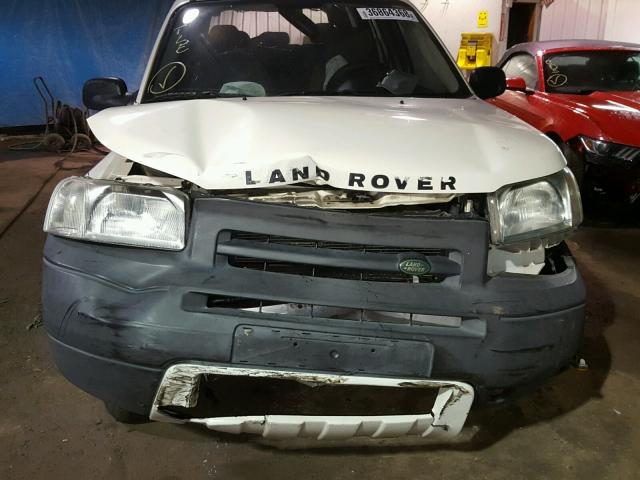 SALNM22272A361879 - 2002 LAND ROVER FREELANDER WHITE photo 9