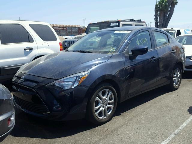 3MYDLBZV5GY145085 - 2016 TOYOTA SCION IA BLUE photo 2