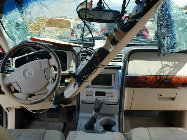 5LMFU27RX3LJ50076 - 2003 LINCOLN NAVIGATOR BLACK photo 9