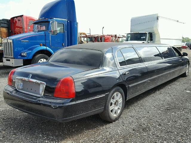 2L1FL8JW1BX758398 - 2011 LINCOLN TOWN CAR E BLACK photo 4