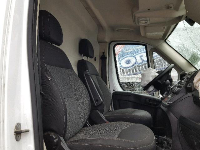 3C6TRVCG0HE500677 - 2017 RAM PROMASTER 白色 照片 5