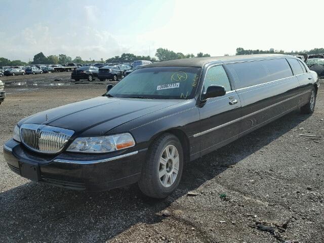 2L1FL8JW1BX751256 - 2011 LINCOLN TOWN CAR E BLACK photo 2