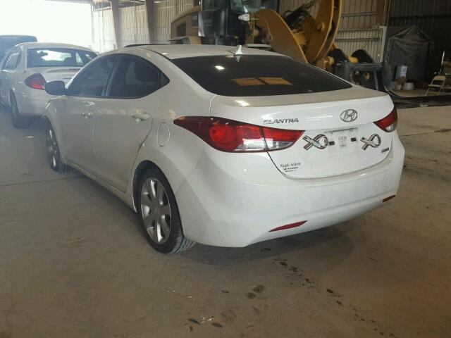 5NPDH4AE9DH425429 - 2013 HYUNDAI ELANTRA GL WHITE photo 3