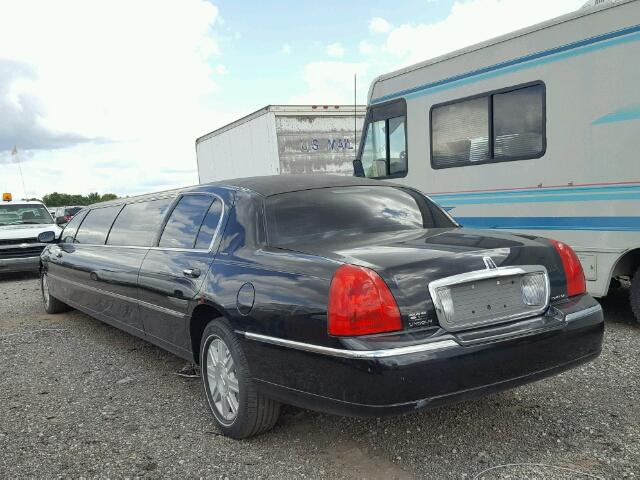 2L1FL8JW9BX763283 - 2011 LINCOLN TOWN CAR E BLACK photo 3